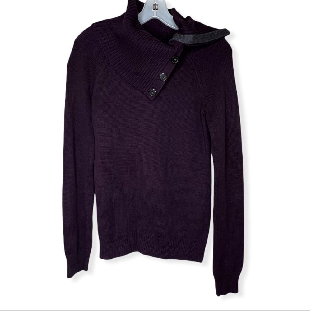 Gap‎ Sweater